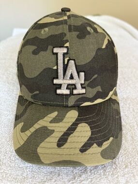 New Era MLB LA Dodgers National League Camo Baseball Cap Size 7-5/8